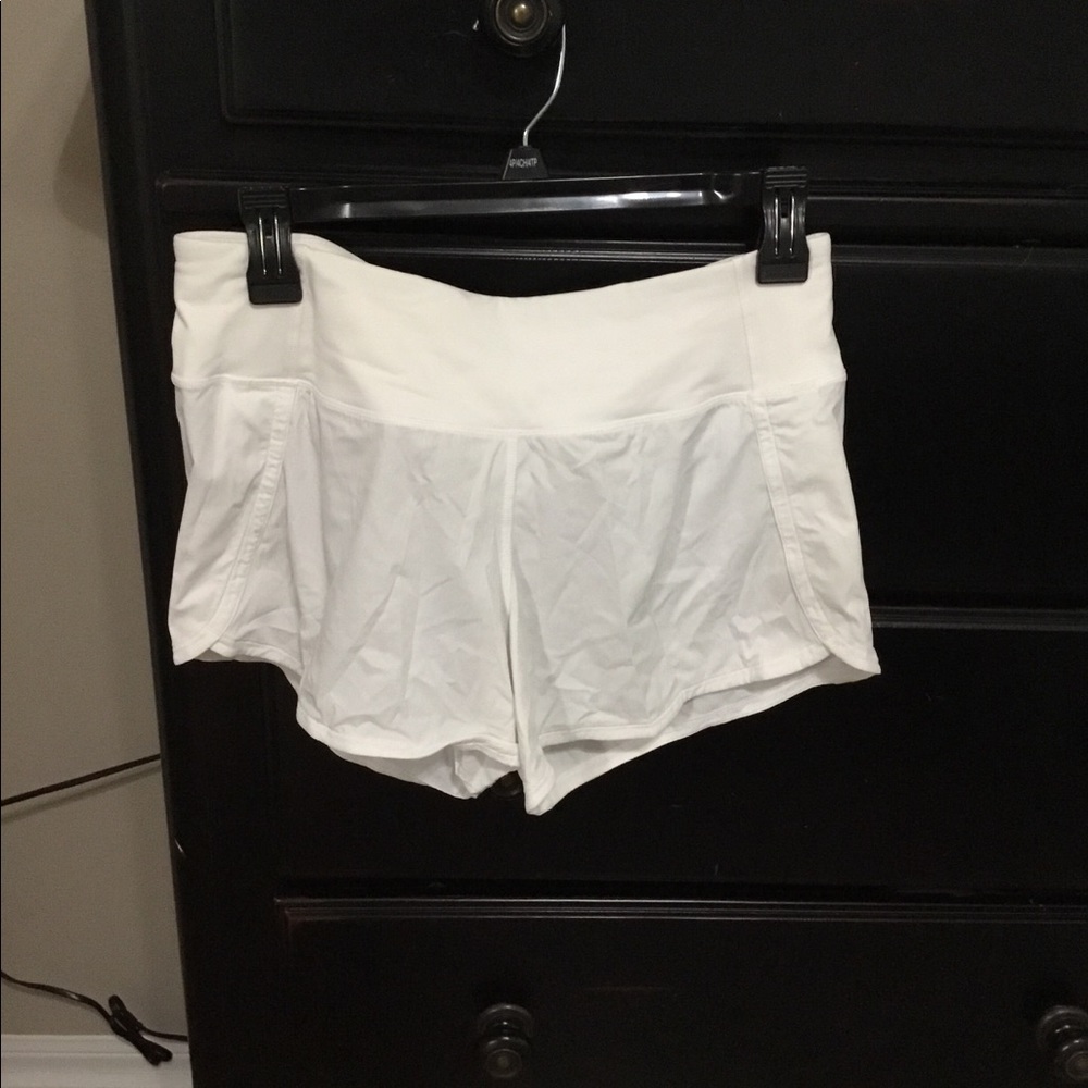 Lululemon run times short size 6